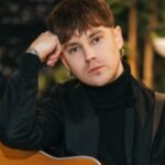 Артем Пивоваров презентував новий кліп на вірші Сосюри