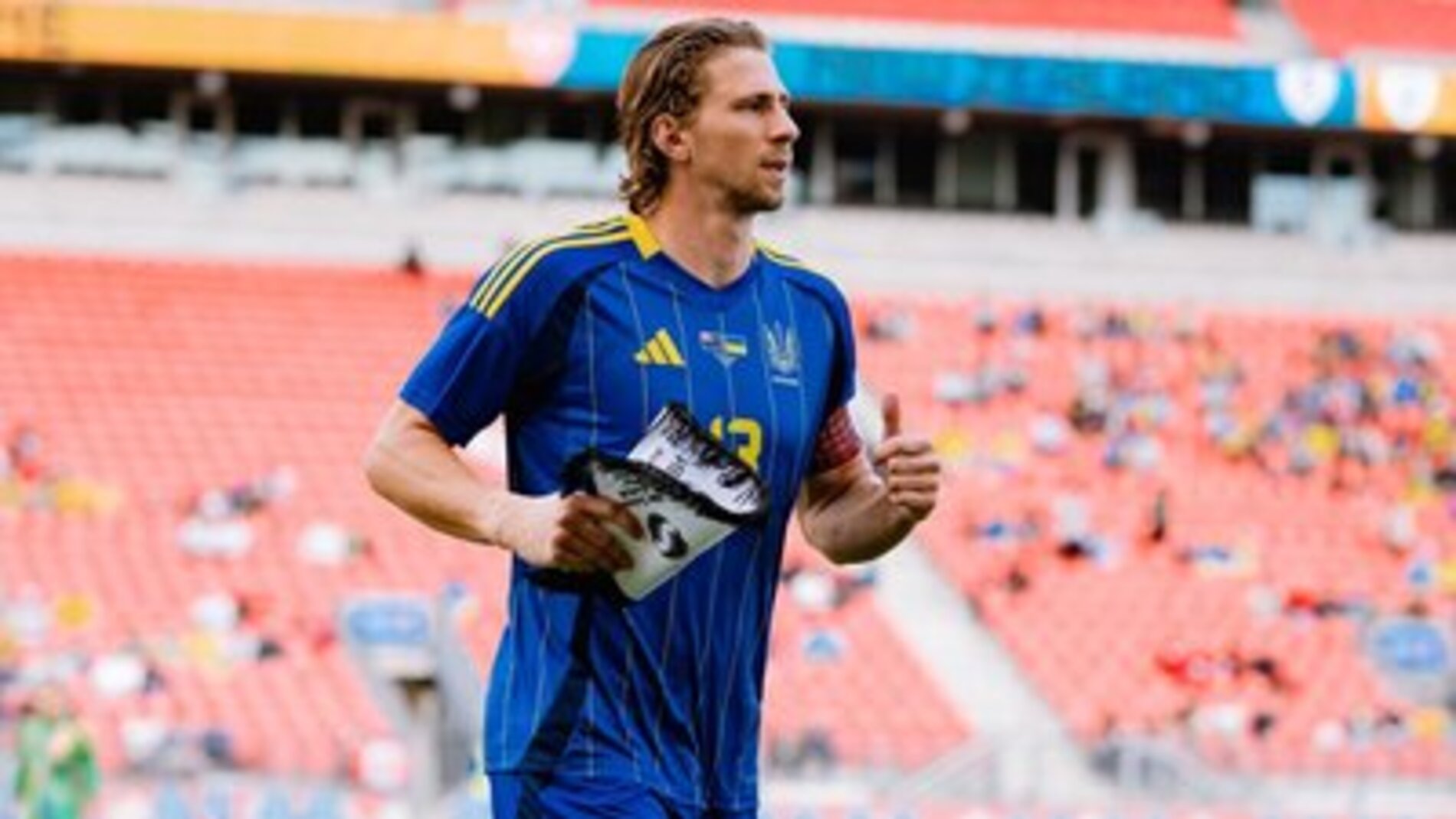 Забарний отримав високу оцінку за матч проти «Барселони»