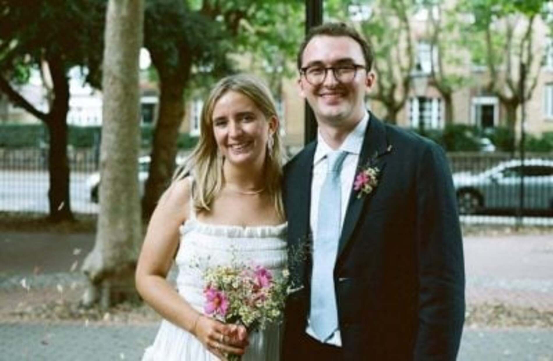 Зірка "Гри престолів" вперше одружився: пара відгуляла скромне весілля у Лондоні