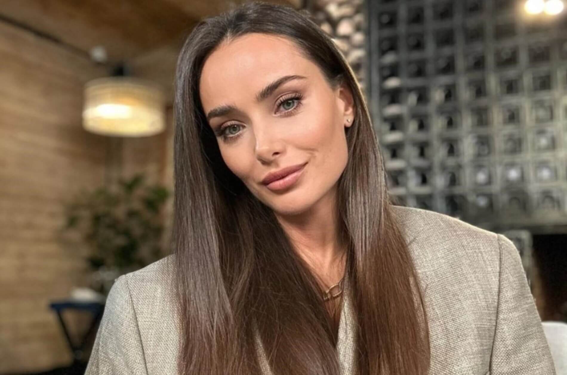 Ксенія Мішина емоційно відповіла на закиди про шлюб