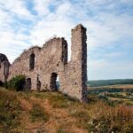 Чорнокозинці над Збручем: один із найдавніших замків Поділля, що став резиденцією єпископів