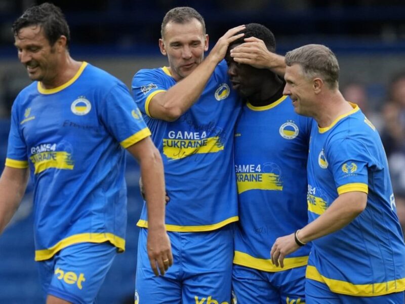 Андрій Шевченко у складі легенд у благодійному матчі