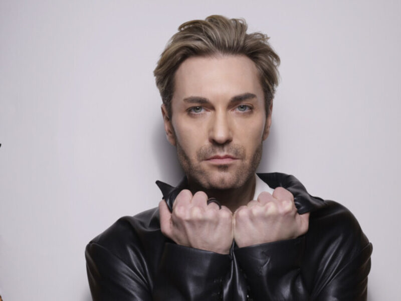 EL Кравчук замислився про усиновлення дитини: яку умову поставив співак